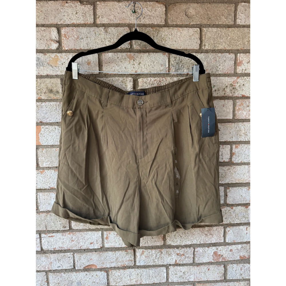 Tommy Hilfiger Army Green Soft Shorts Women’s XL New With Tags